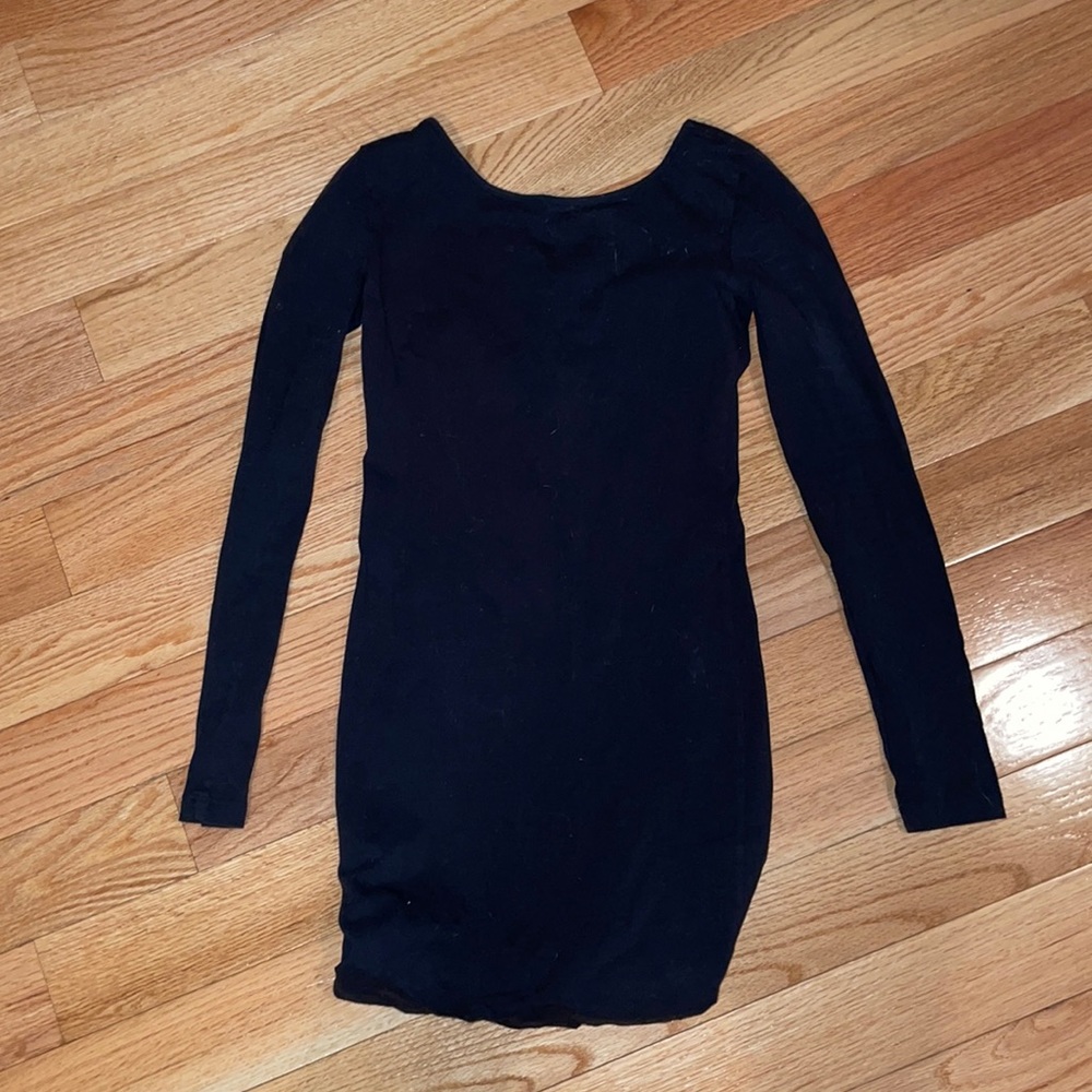 Black fitted long sleeve cotton dress with low back!